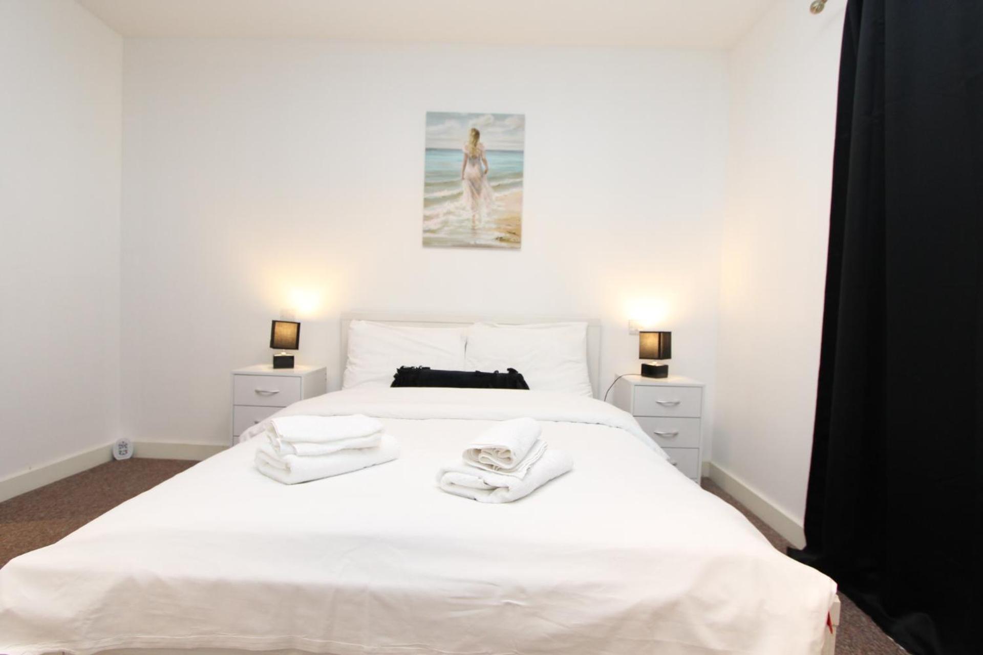 Spacious & Modern 1 Bedroom Close To Station In E16 London Exteriör bild